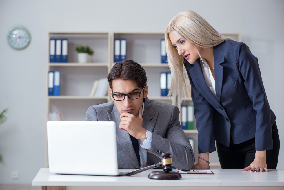 Challenges Lawyers Face and E-Consultancy Solutions with Gurulize